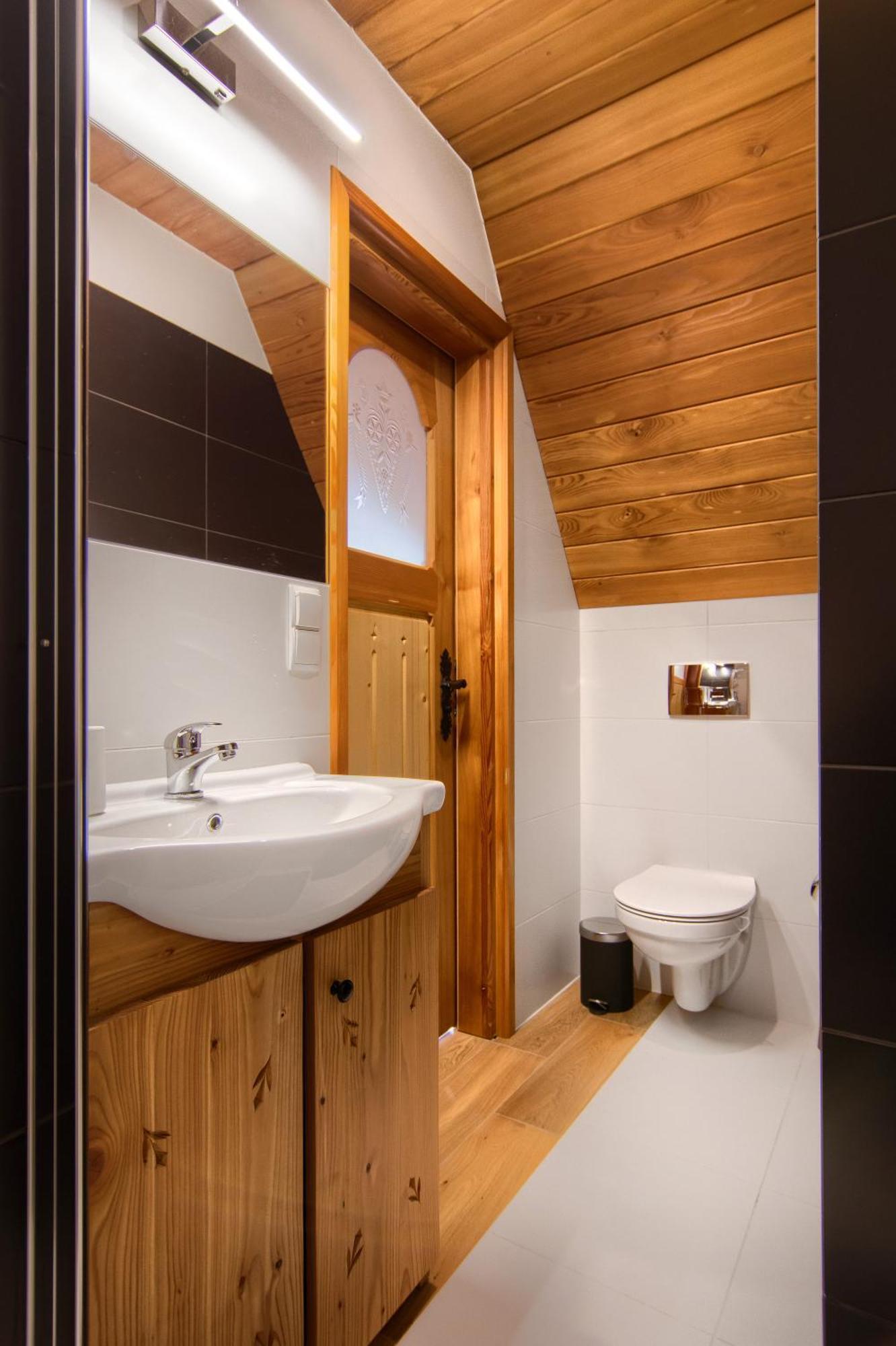 Modrzewiowa Apartamenty 波罗宁 外观 照片