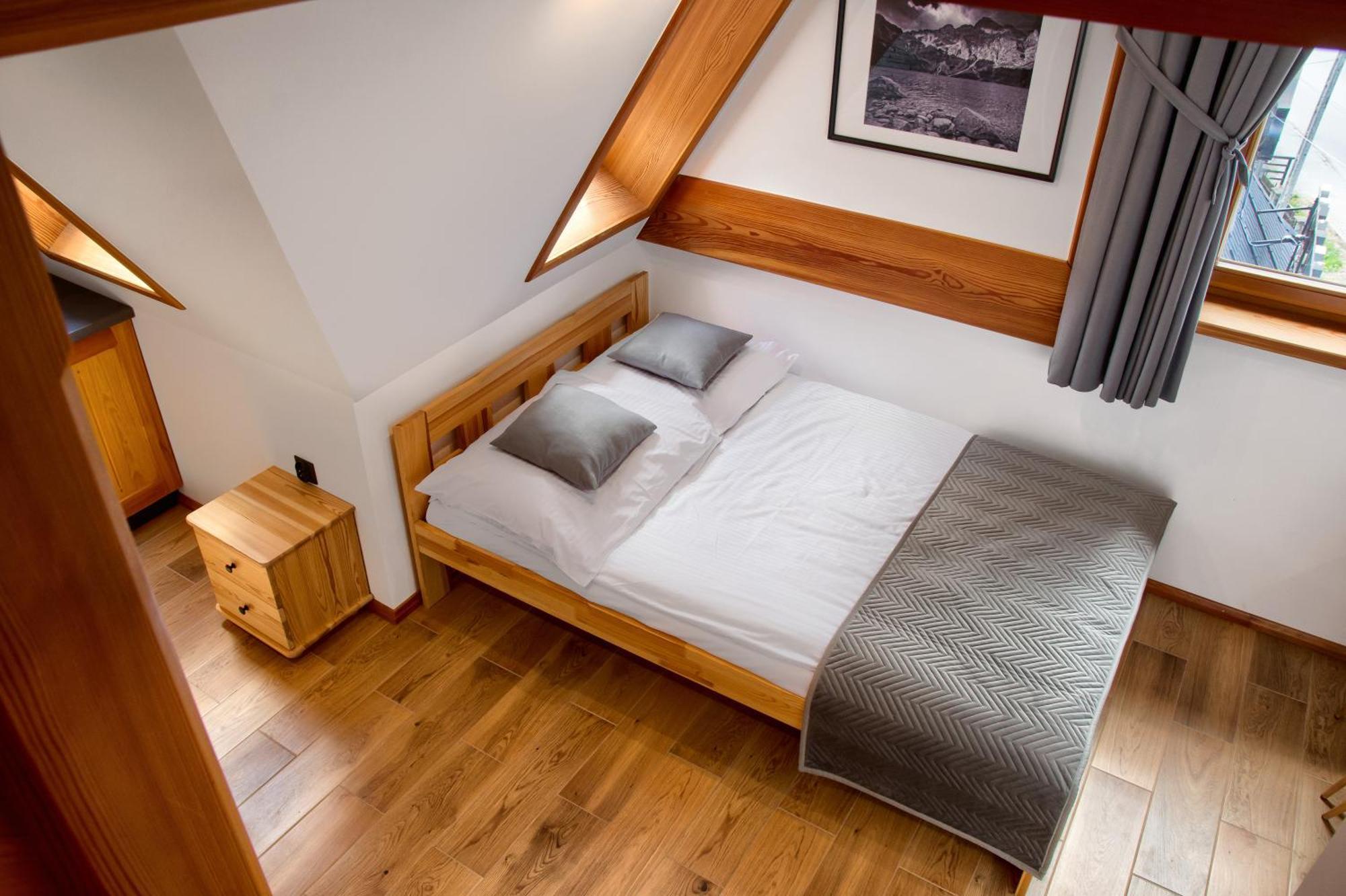 Modrzewiowa Apartamenty 波罗宁 外观 照片
